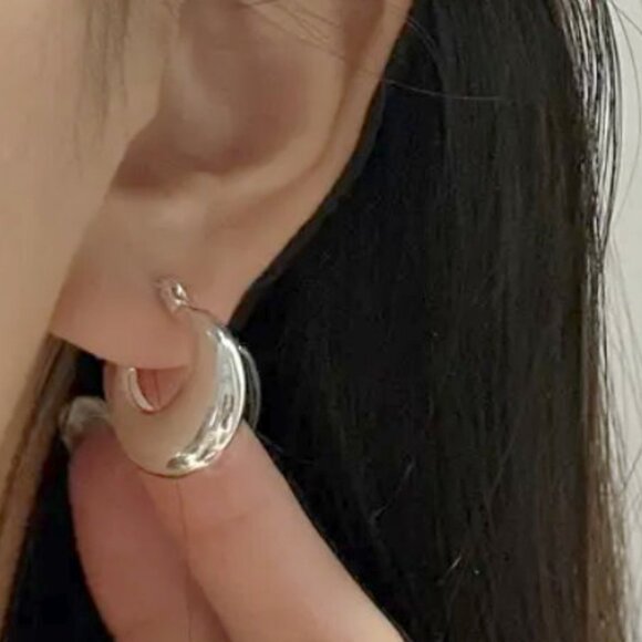 Chunky Bottom Silver Hoop Earrings. 925 Sterling Silver. #1108 - Picture 1 of 5